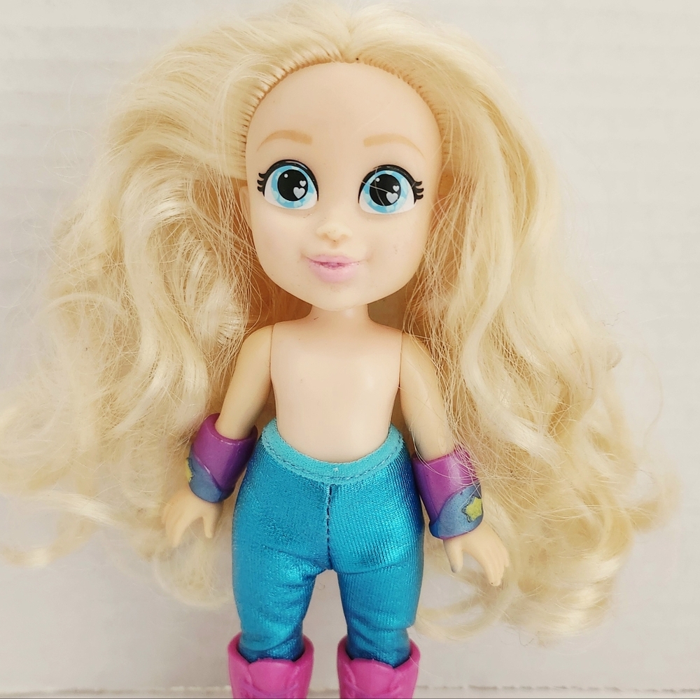 Doll - Picture 3 of 6
